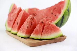 夏季吃瓜图,图解吃瓜乐趣